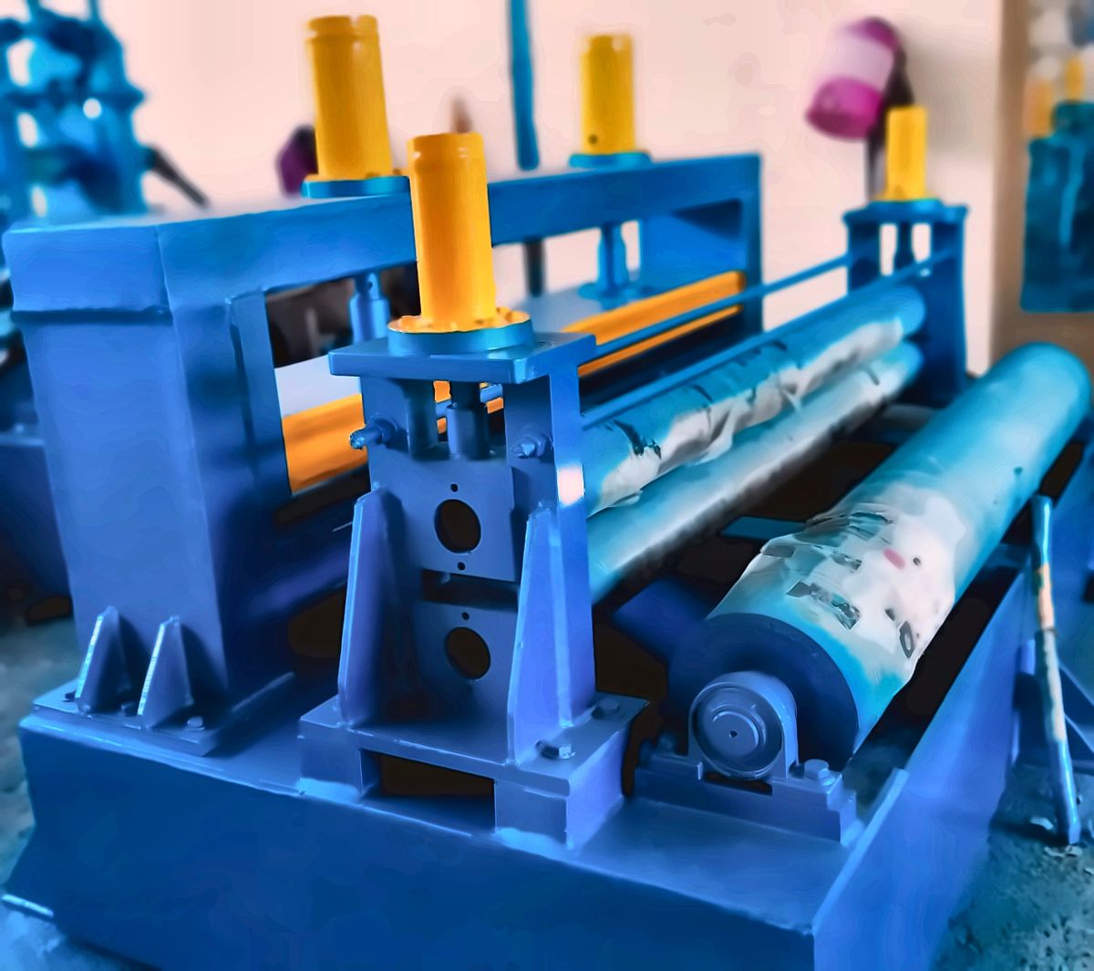 Leveller roll stack with four hydraulic cylinders